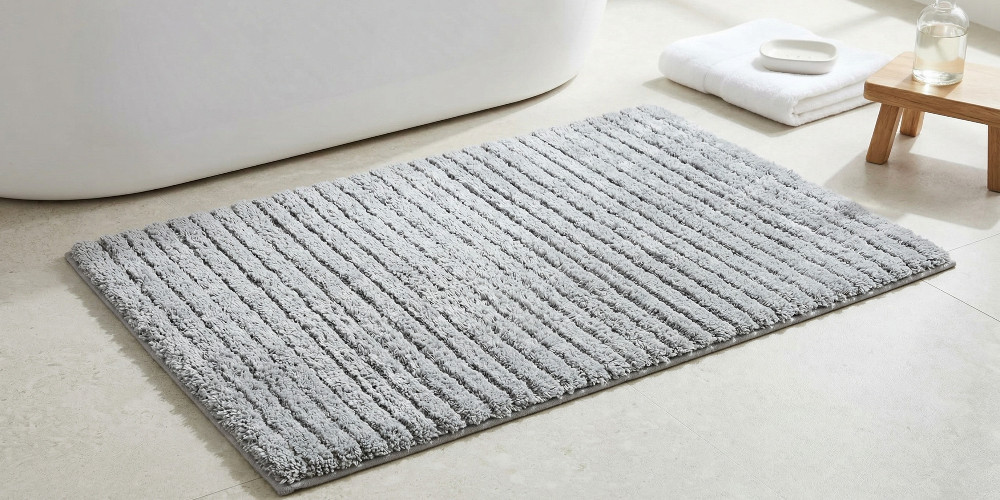 Bathroom carpet Levante with all available colours